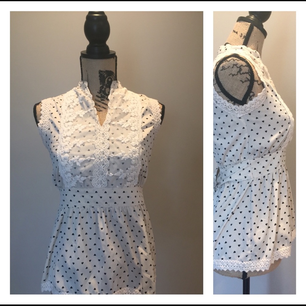 Rebellion size small sleeveless white with hearts